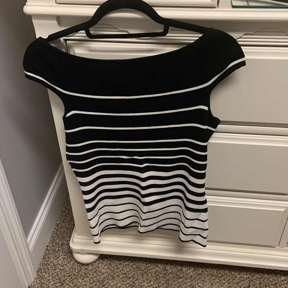 White House black market shirt